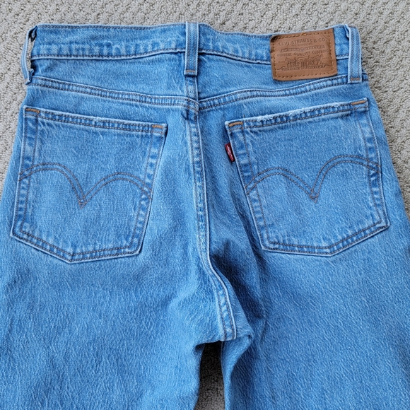 Levi's Wedgie Jean Blue Distressed Size 26 - Picture 8 of 11